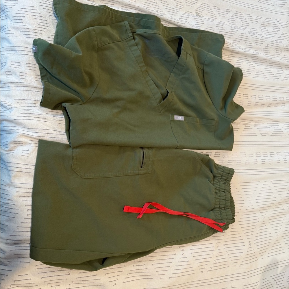 FIGS Moss Scrub Set Small